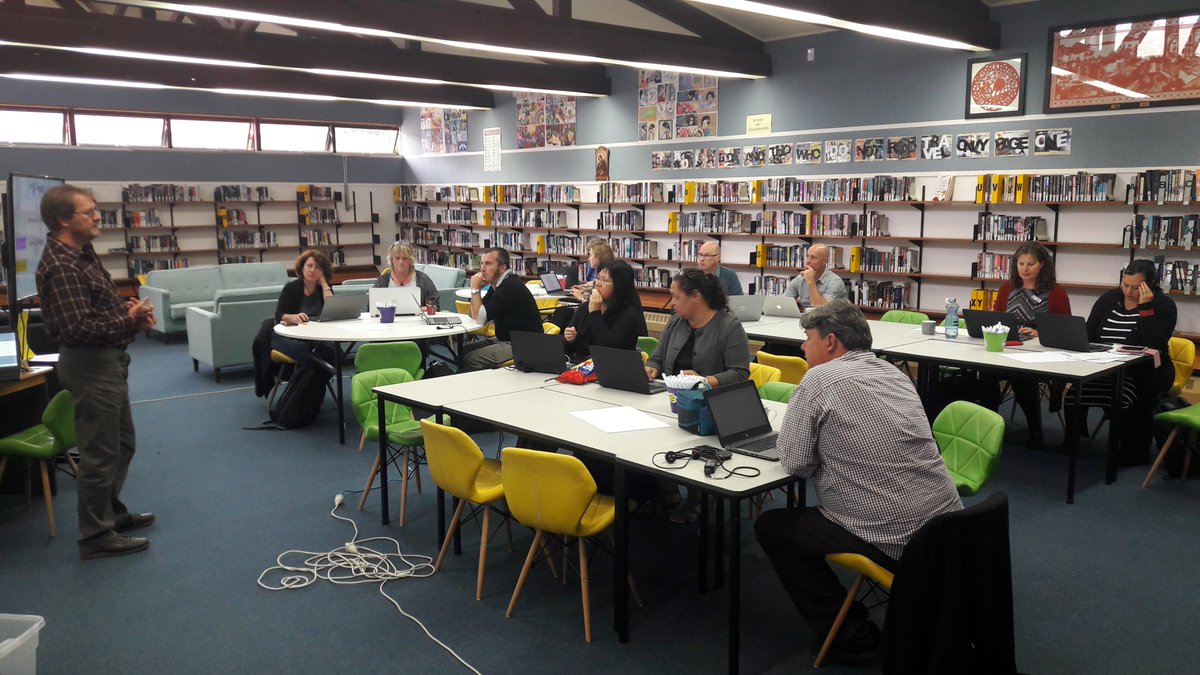 NPeWLearning's tweet photo. Tonight's Rotorua #MindLabEd session w/ @dave_parsons, the National Postgraduate Director at @NZMindlab. @suewintersNZ @1MvdS @Hancsam https://t.co/VojgomshKs