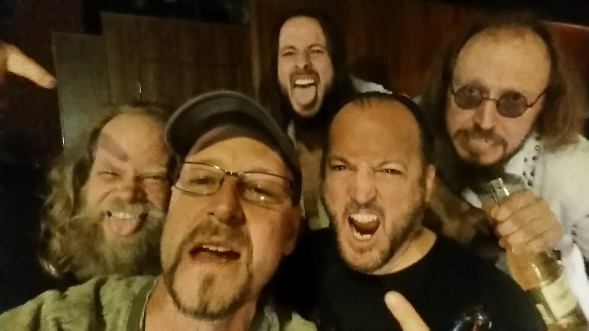 Slackjaww's tweet photo. Beatallica...they're fun. https://t.co/HQyFD6MvQ8