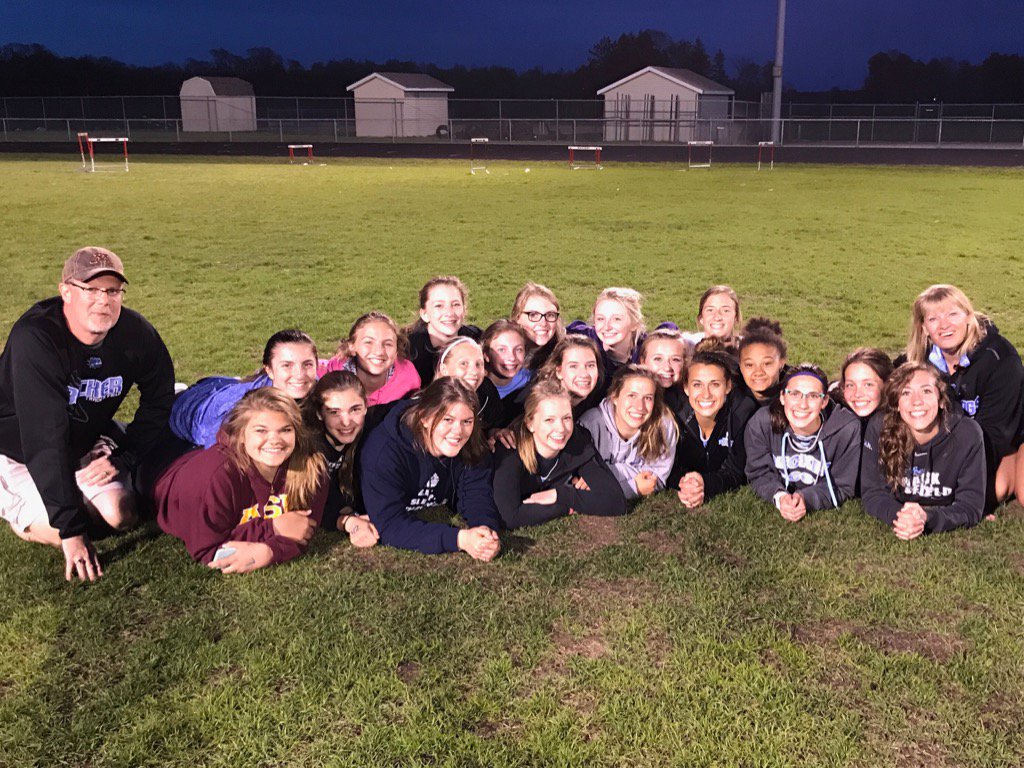 tilllie22's tweet photo. @BeckerSchools Congrats Becker Girls T&amp;F team: 2nd at True Team Sections!!! https://t.co/YKWekw7piX