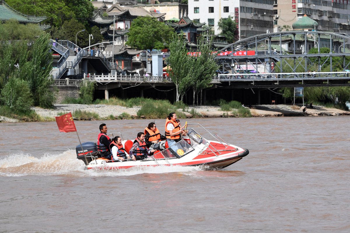 XHNews tweet picture