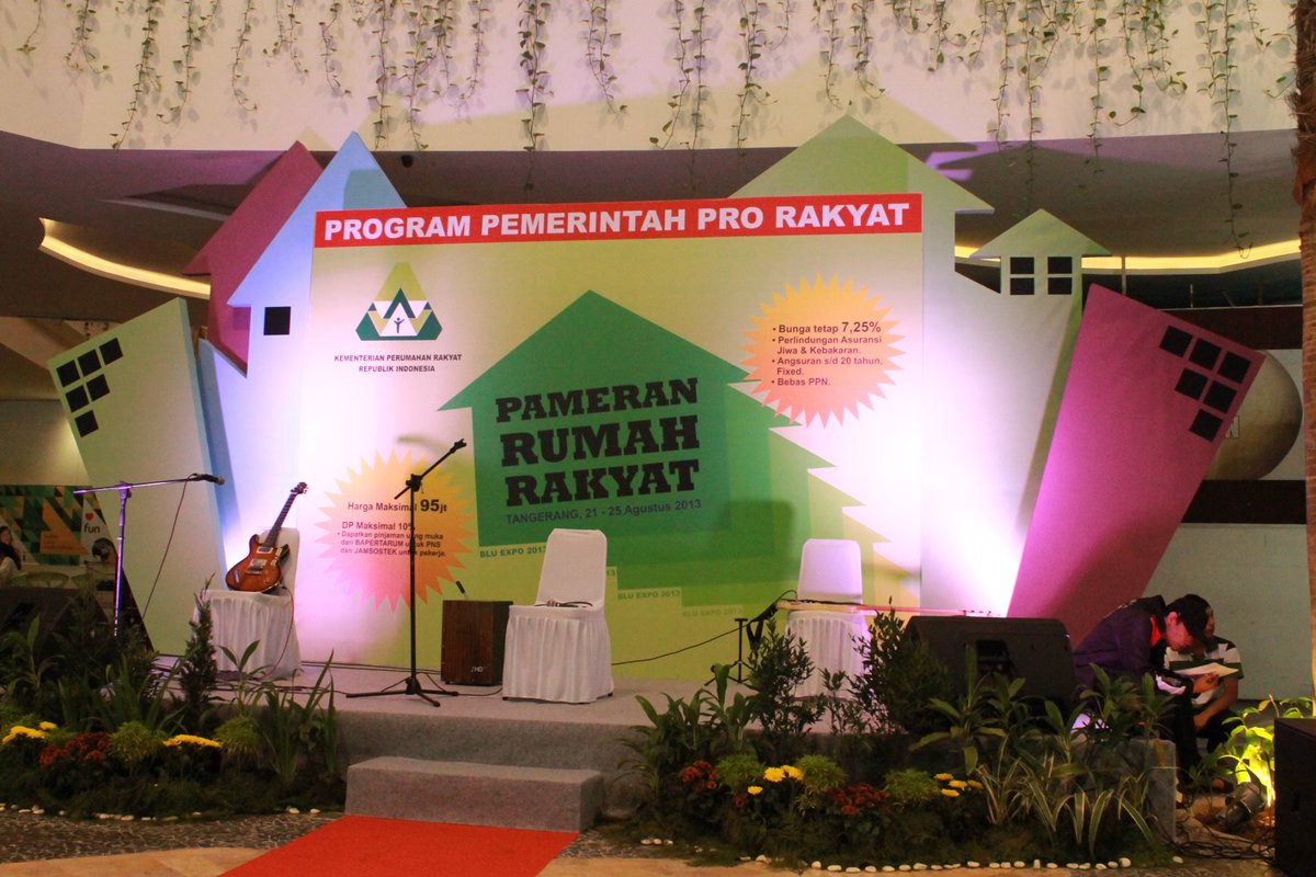 kramindo's tweet photo. booth include sterofoam https://t.co/aeXla8Pkkn