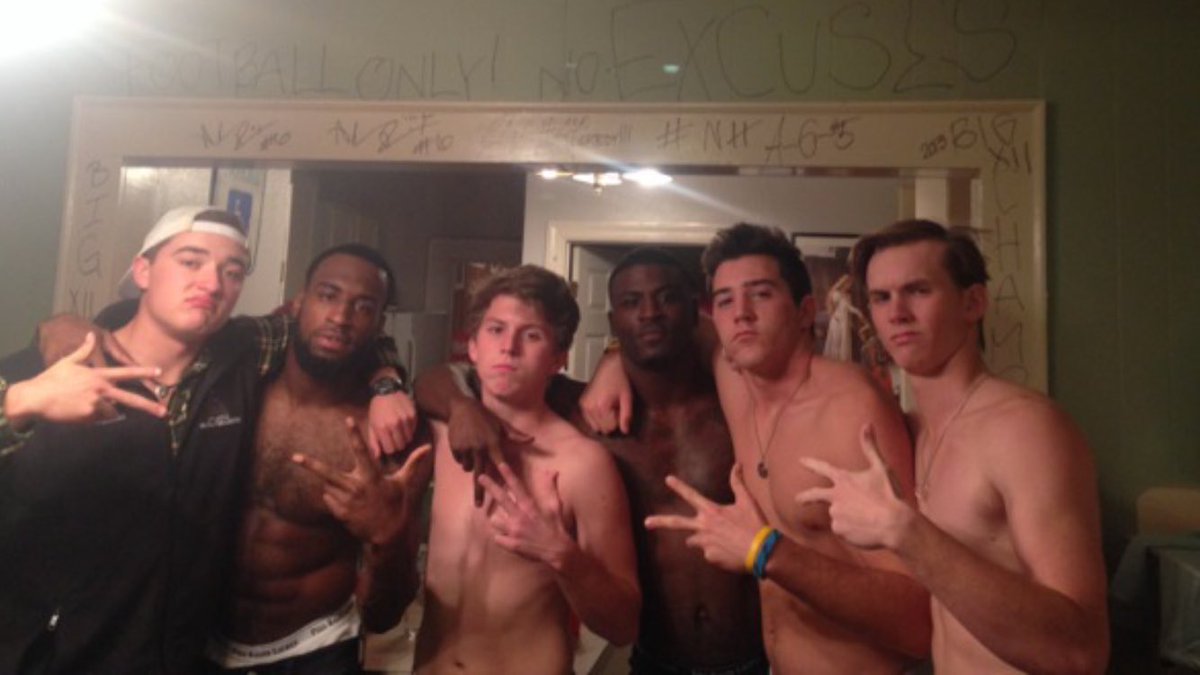 EthanKingDiary's tweet photo. This group of guys gang banged me and made me their frat cum dumpster in Iowa.  It was so fucking hot. My ass was flooded. #drainedtheirnuts https://t.co/ESvOWdQniV