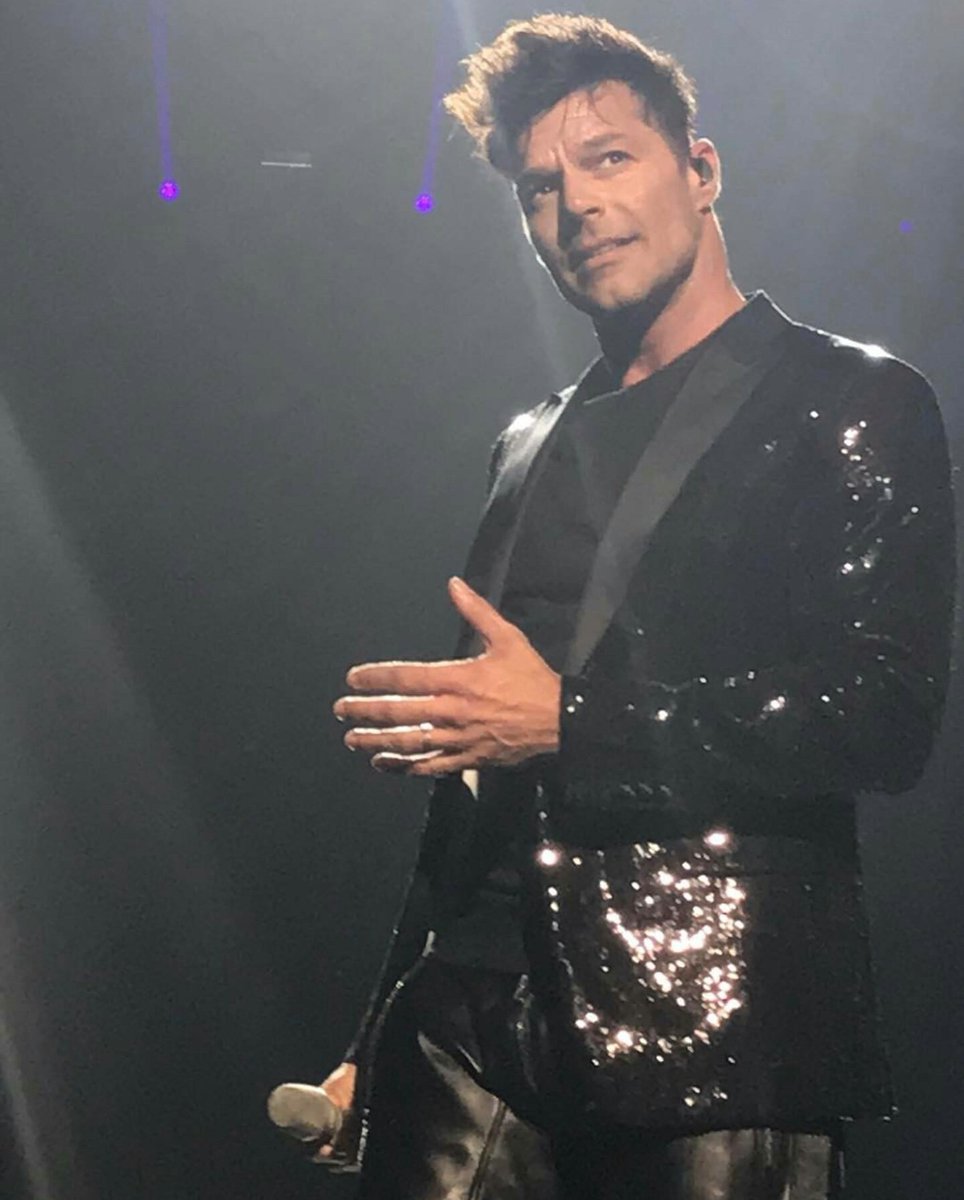 jpuspain's tweet photo. Gracias @DoctorMusicTuit en 13 días @ricky_martin estara de vuelta en España. 
¿Te lo vas a perder?  Tickets en https://t.co/xzlmzynMbo https://t.co/rraO5a5rym