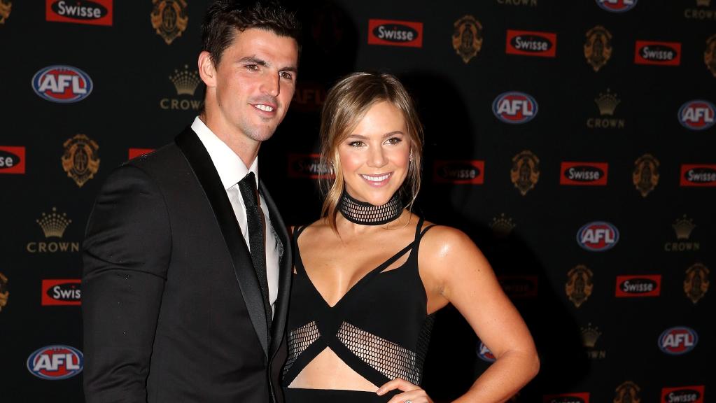 superfooty's tweet photo. Magpies skipper Scott Pendlebury says he will leave #AFLGiantsPies mid-game if wife, Alex, goes into labour.
MORE: https://t.co/6oJoWpluKA https://t.co/ki5NhGfMkP