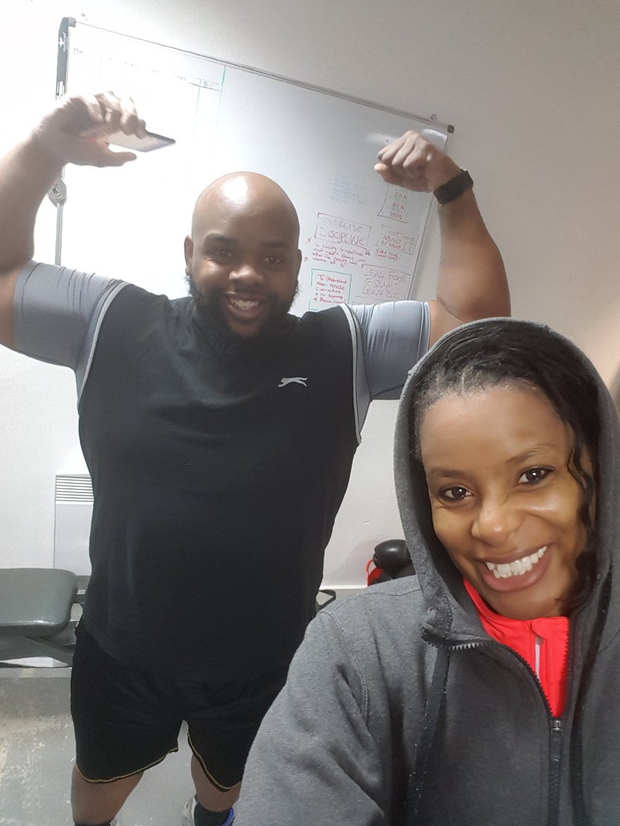 Ready for a 6am workout with <a href="/Meso_Fitness/">Meso Fitness</a> <a href="/iamryancarty/">Ryan</a> 
My arms 💪😎