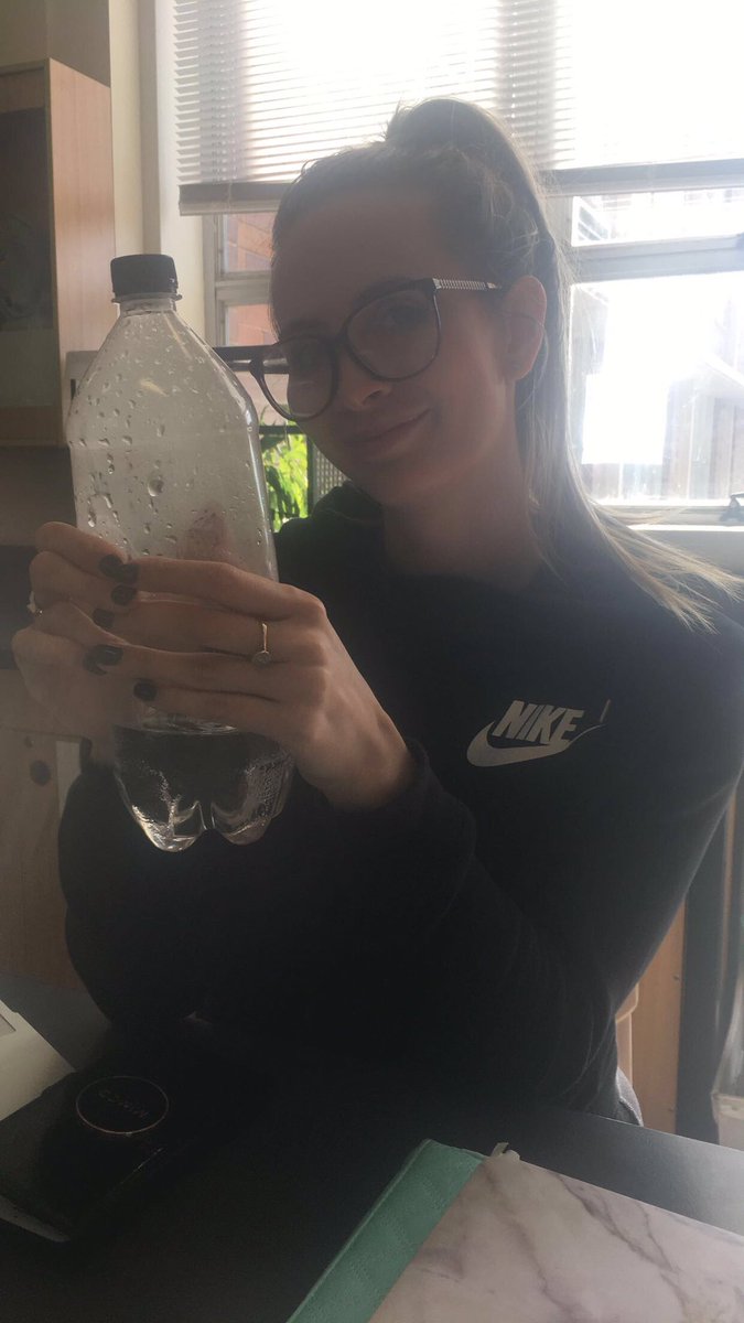 amyjgreenxx's tweet photo. We love science!! @SallyBiskupic @FoxTallara @AlyceKeighran https://t.co/fml3SI8dTW