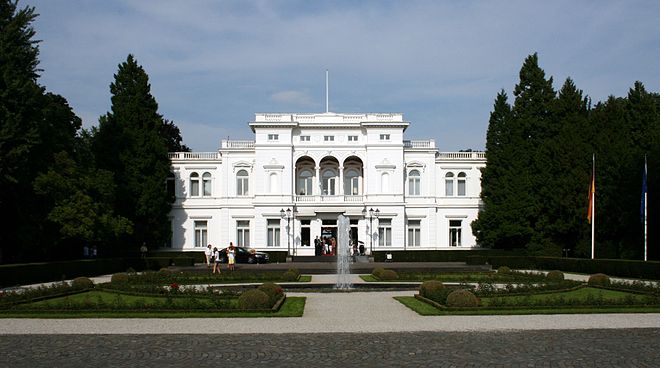 friedrichkarlvh's tweet photo. That's my house, isn't it nice? 🏛 #koblenzjkl17 https://t.co/XDm0hP4SRY