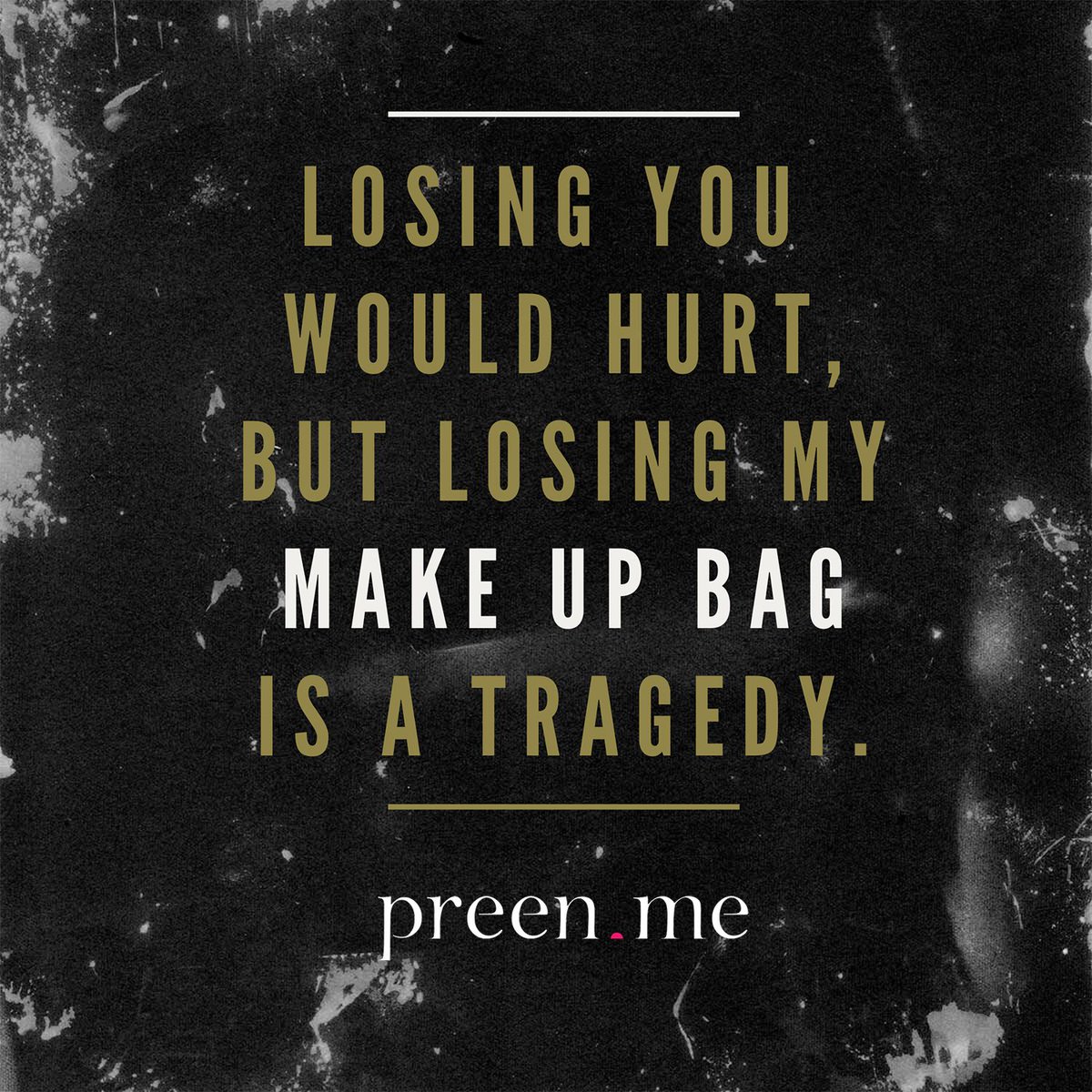 preendotme's tweet photo. It should be always beside me,no matter what happen #makeup #vanitykit #musthave https://t.co/1illixHB8W