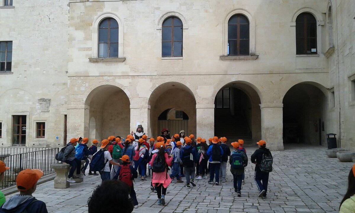 CastelloCarloV tweet media