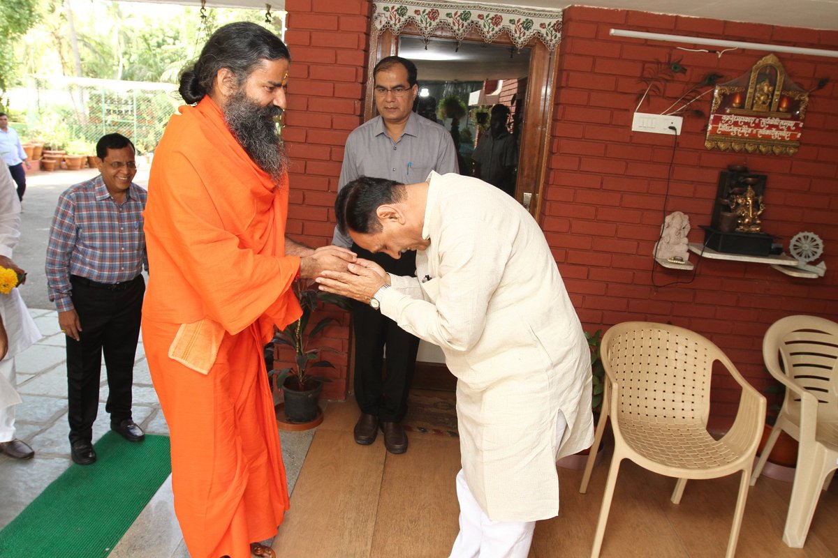 Baba Ramdev to set up research center for promotion and progeny of desi cows in Gujarat