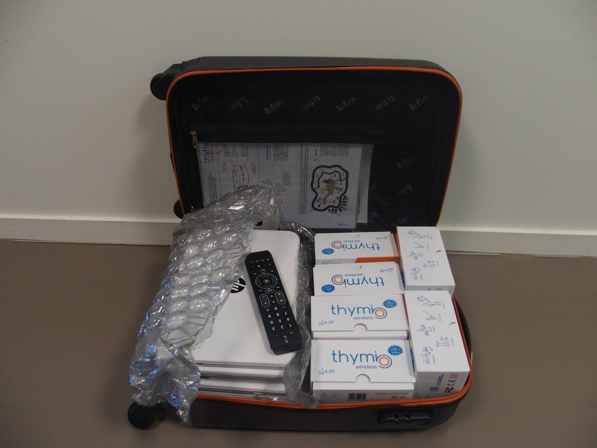 Les petits débrouillards préparent des outils itinérants d'éducation au numérique pour intervenir auprès des publics éloignés ! #educocode