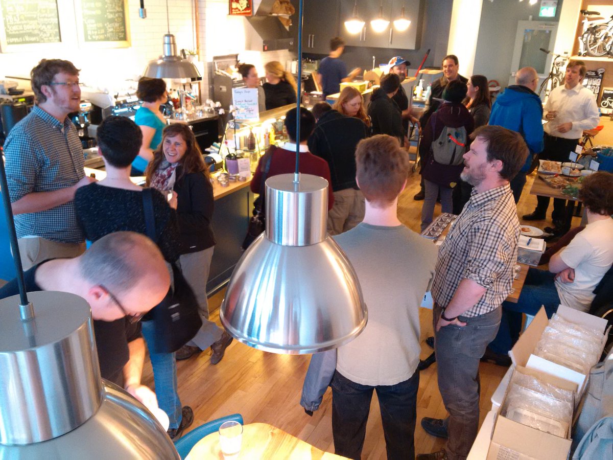 TriTAG's tweet image. Join us tomorrow at @berlinbikecafe as we chat local transportation and what's next for TriTAG facebook.com/events/1985452…