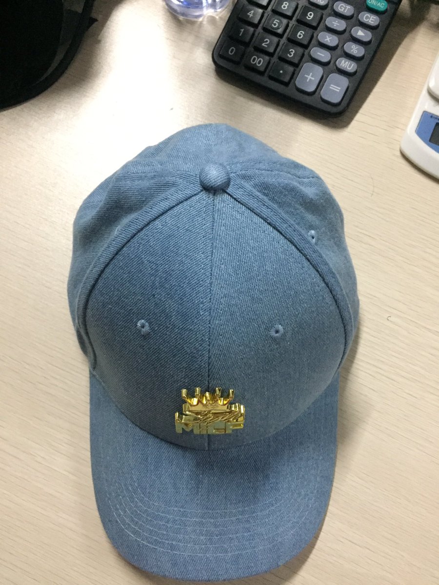 giftfabrics's tweet photo. Denim baseball cap hat with golden logos with high quality feature. But not sale. Thank you . https://t.co/6qq9iM54h6