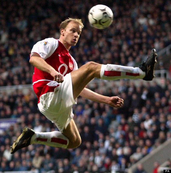 Happy birthday to one of my favorite ever players! Dennis Bergkamp! Class, elegance, complete!   