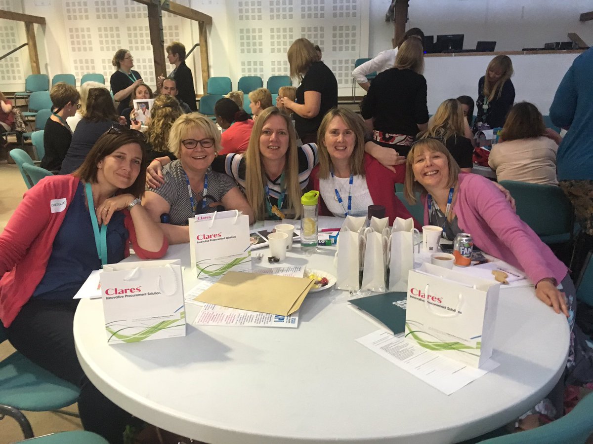 corinnegmiller's tweet photo. The lovely Andover school nurses enjoying the day #HantsSNForum https://t.co/aBveN0LJLr