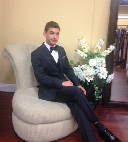 DariannaProm's tweet image. Dominic knows all the ladies love to see a little ankle. #PromTuxedos  #AllureTuxedo #AllureGraniteGray #CBSouth #SeniorProm #Prom2017