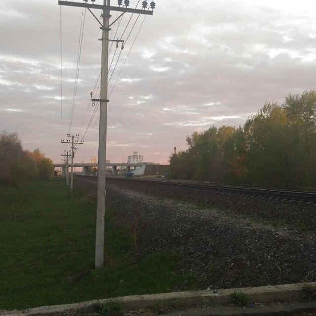 rubforum's tweet photo. Гуляем по Рубцовску. #нашрубцовск #Рубцовск  #Rubtsovsk #Russia #AltaiKrai #light #city #street #building #road #urban #calamity #landscape https://t.co/9wIJLHh7xn