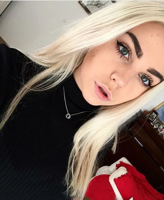 janettemgm's tweet photo. good girls
can be bad
too https://t.co/AsRWehxQtO