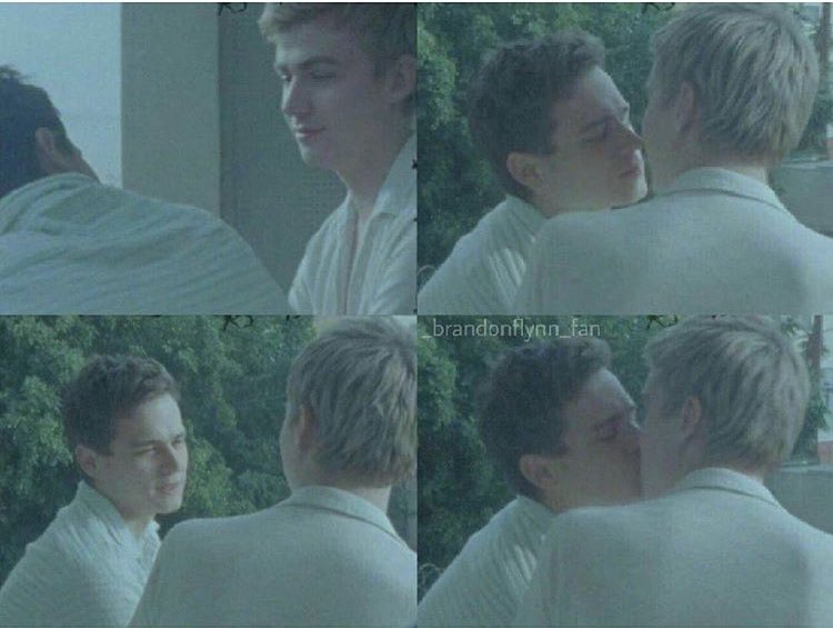 13ReasonsWhyITA's tweet photo. Brandon e Miles non sono bellissimi insieme? #13reasonswhy #Tredici https://t.co/KRwaO3mBi9