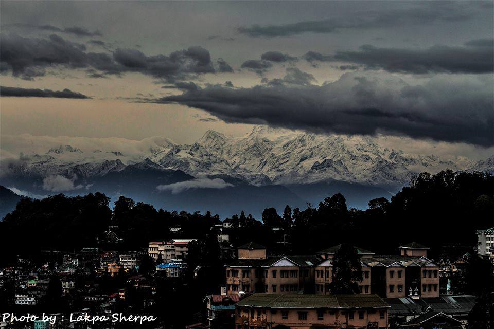 #DarjeelingTourism

"After The Rain"
Photo Credit: Lakpa Sherpa

#IncredibleIndia