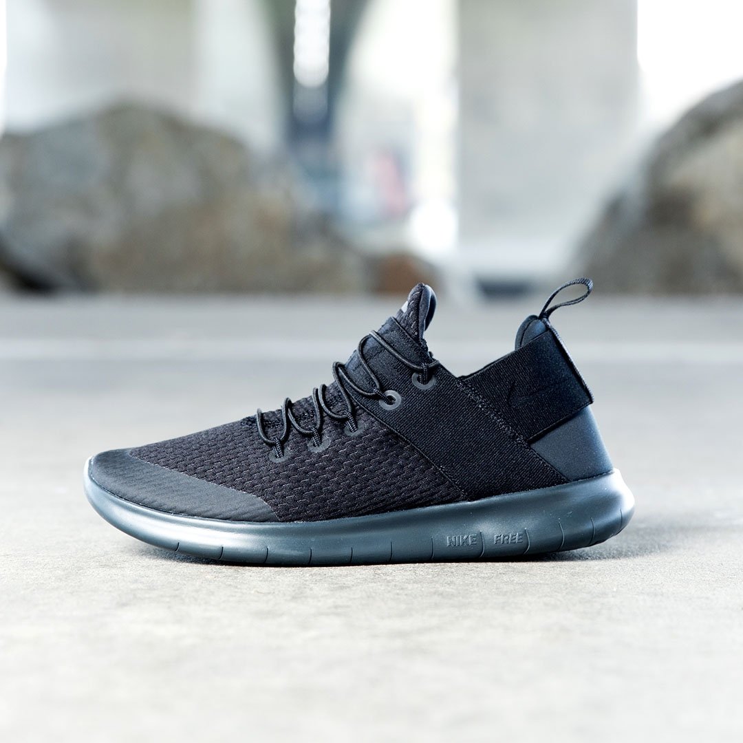 foot locker nike free rn