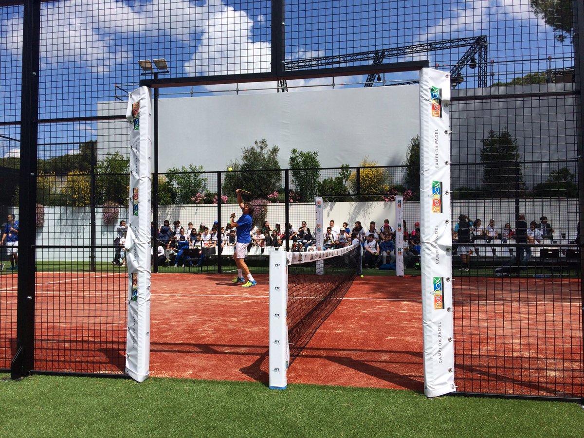 PadelNostro's tweet image. #Padel lo sport che piace alle nuove generazioni!!!! #ibi17