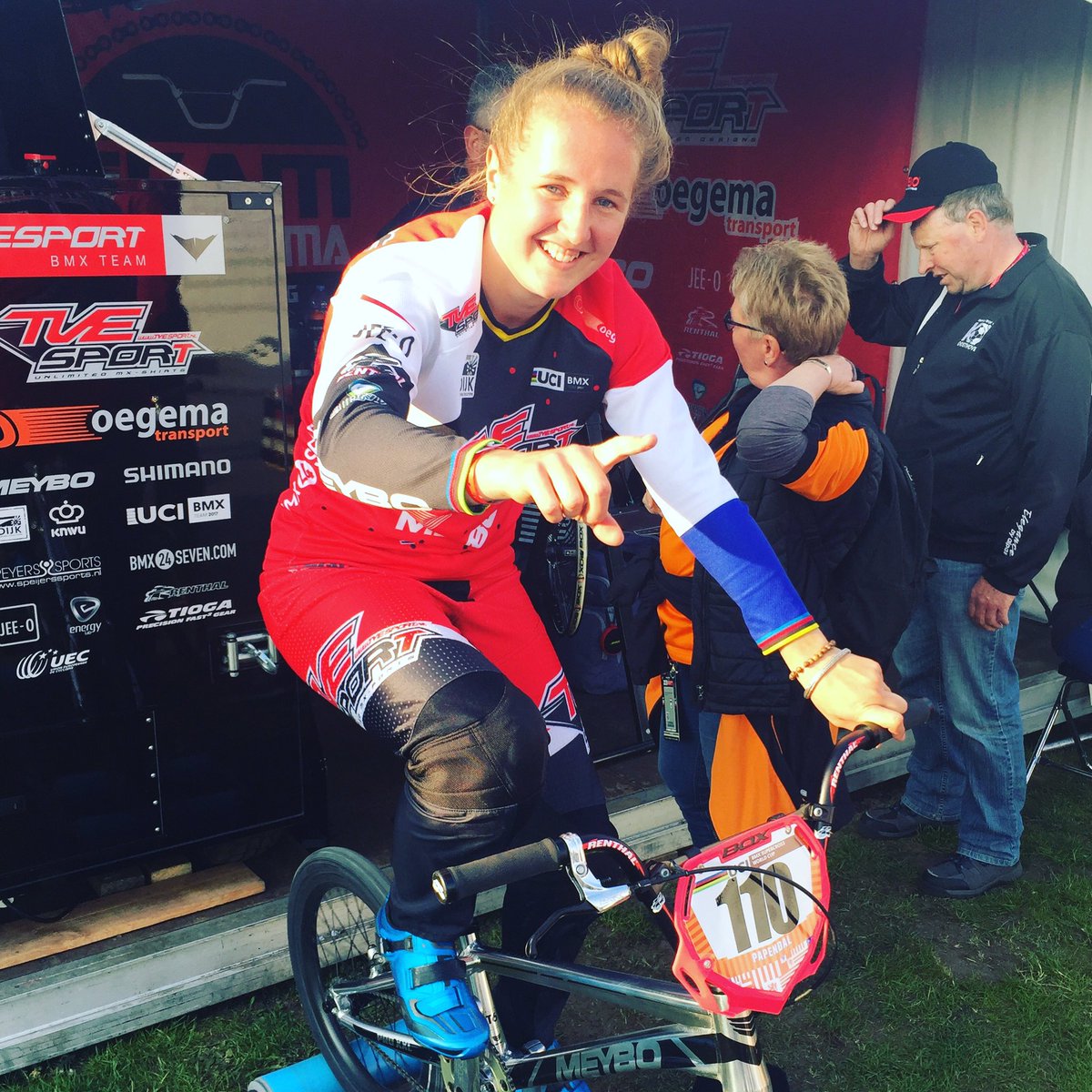 BmxReport's tweet image. Can @LauraaSmulders continue her winning streak @CircuitZolder?! Follow us again this weekend, where we keep you Live updated! #BMX #NEWS