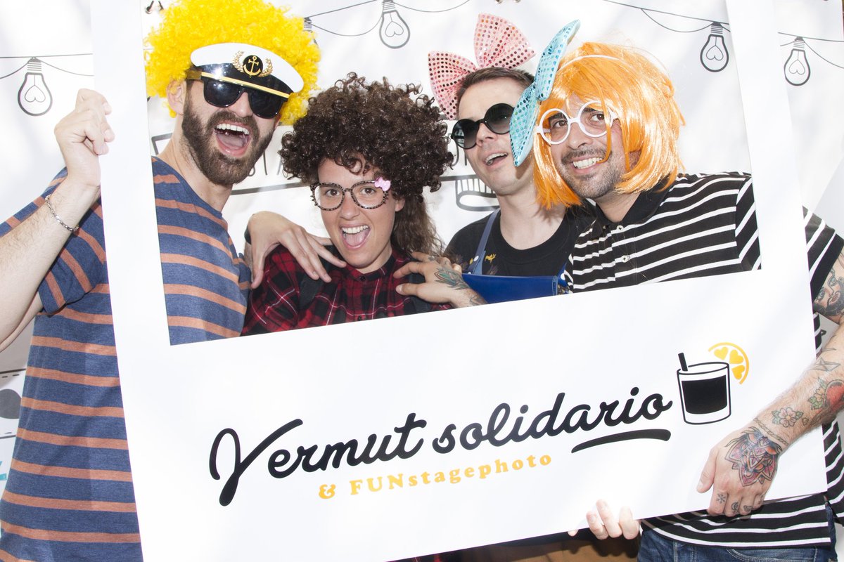 FUNstagephoto's tweet photo. El 14 de mayo te esperamos en el @vermutsolidario donde nuestro photocall #funstage dará mucho que hablar gracias a @justeat_es y @civiclub https://t.co/XIIud6jKZn