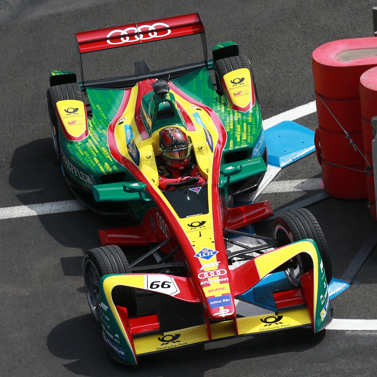 Daniel_Abt's tweet photo. Formula E #FanBoost is back &amp; I need all your support. Simply retweet to help me. Thanks 😊🤘 #AllTheWayABT #DanielAbt https://t.co/oRCsFpdFnO