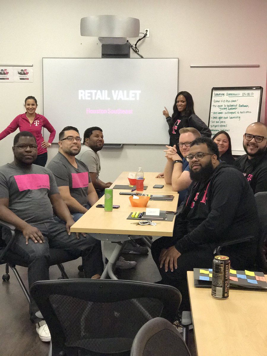 InMeeksOpinion's tweet photo. @ClarissaLogan15 up early leading #HoustonSoutheast #RetailValet #MASTERSClass #OwnIt #BrightBrand @Alisa_Arner @domjrcoleman https://t.co/mmOT32uT1d