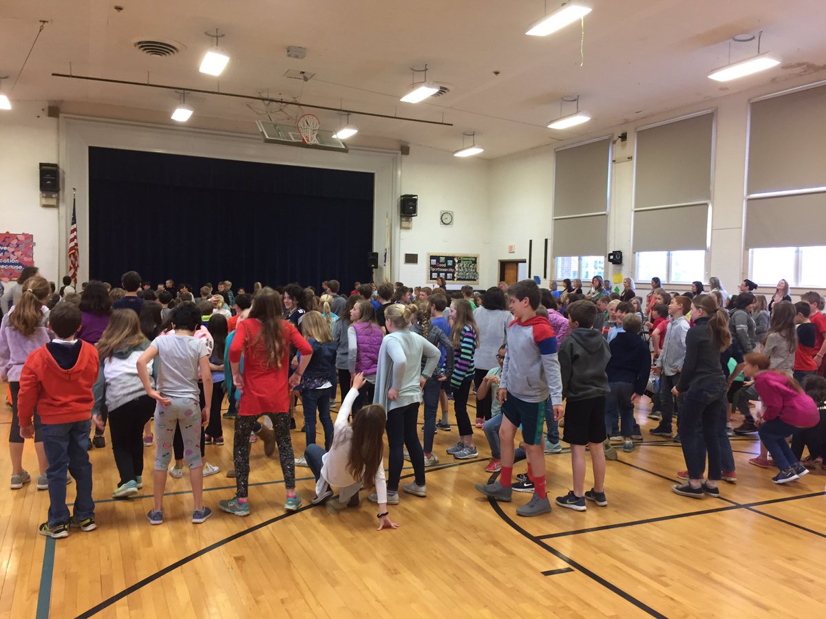 BukerSchool's tweet photo. Thank you to our 2nd grade Ss for leading today's school meeting. We learned a lot of new facts about the 7 continents. #bukercommunity https://t.co/OpvHPkmGPg