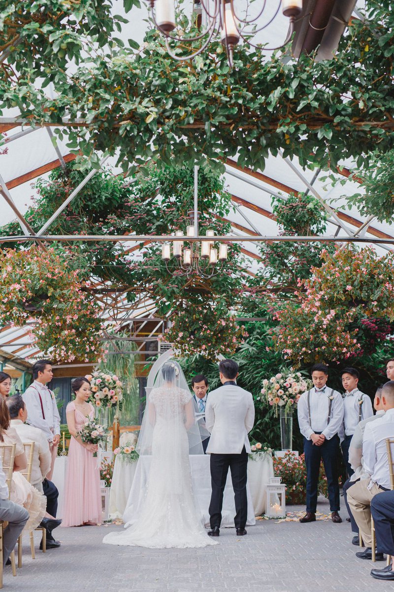 Ashton_Creative's tweet photo. A Fairytale Greenhouse Wedding https://t.co/IUab46hTmc https://t.co/kMmcSypeis