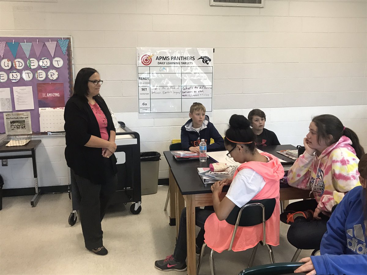 phillippittman7's tweet image. APMS students begin to develop models to understand &amp;amp; explain the movement of continents. #ThinkingAndLearning #NGSS #APPS @richbacolor