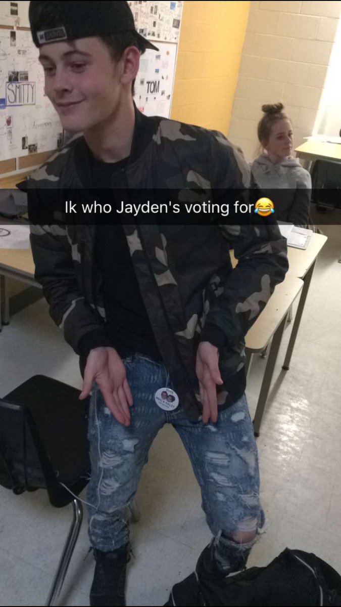 living for the snapchat lovvvee❤️❤️ #VOTEMEGANDHALEY