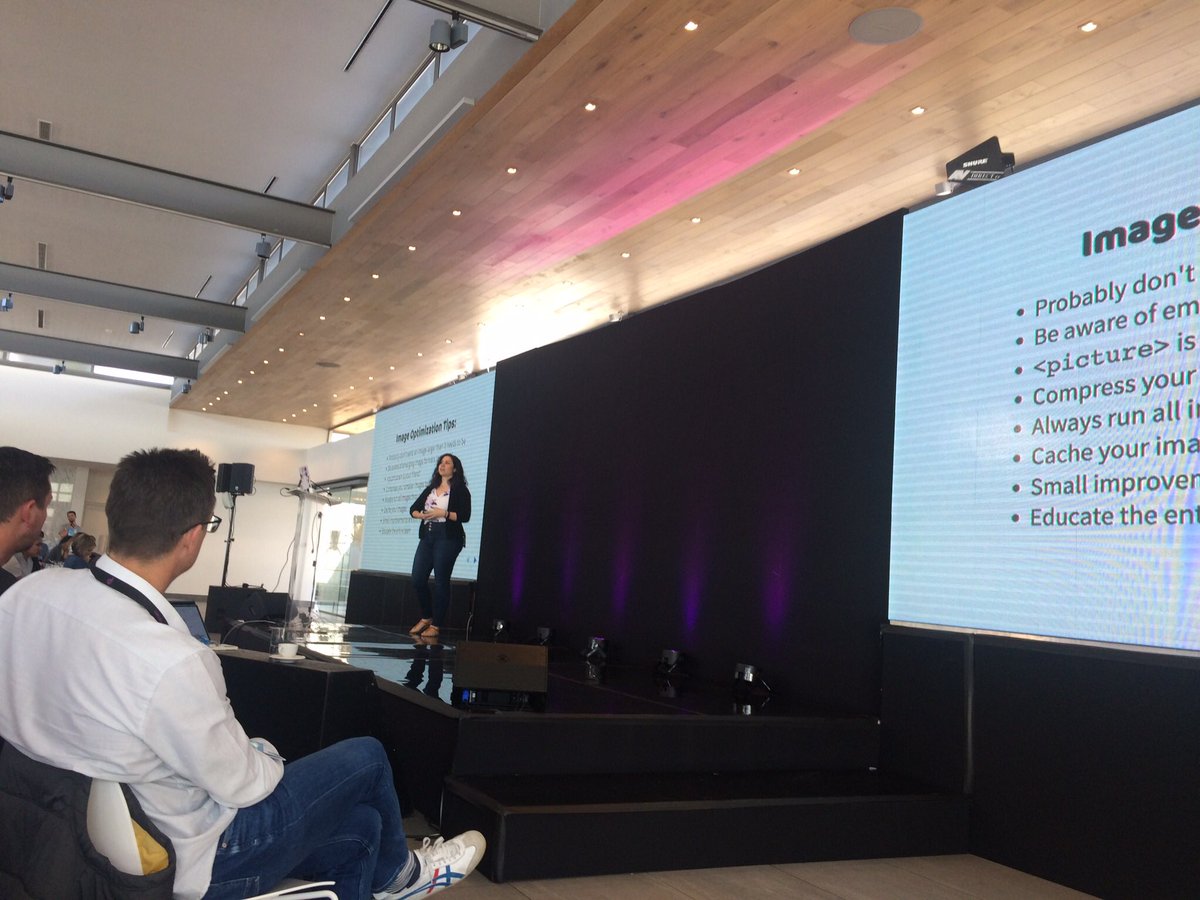 3arreiro's tweet photo. Access to information should be a basic human right - thanks again @Una for an incredibly practical and useful talk. #PixelUp2017 #design https://t.co/gauU7xBZum