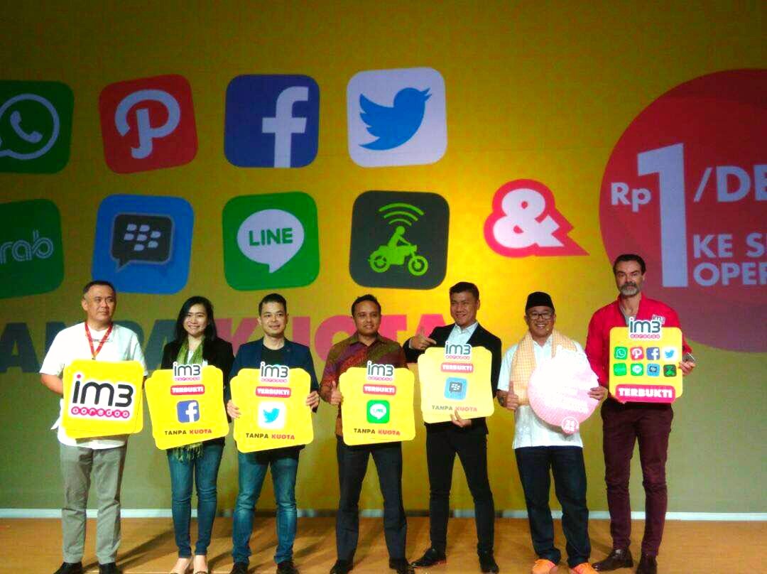 indosatim3's tweet photo. Hanya dengan IM3 Ooredoo kamu bisa nikmati APPS sehari-hari TANPA KUOTA dan NELPON Rp1/DETIK ke semua operator sepanjang hari #AppsdanRp1 https://t.co/lWx4VJRdvn