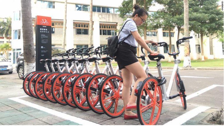 dtdchange's tweet photo. .@HRdeRuiter Bicycles' inevitable triumph over cars
https://t.co/JE85S6L24R
Bikeshares &amp; #ebikes will crack the gridlock
HT @Brillianto_biz https://t.co/1i6yle2oY9