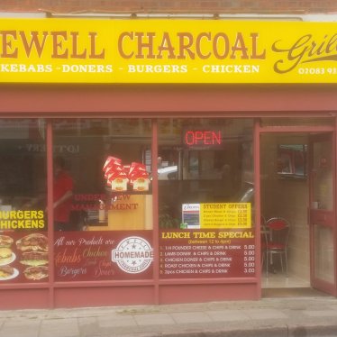 ewell_village's tweet photo. Why not pick up some lunch from these guys today! https://t.co/9op3Gh4yUj