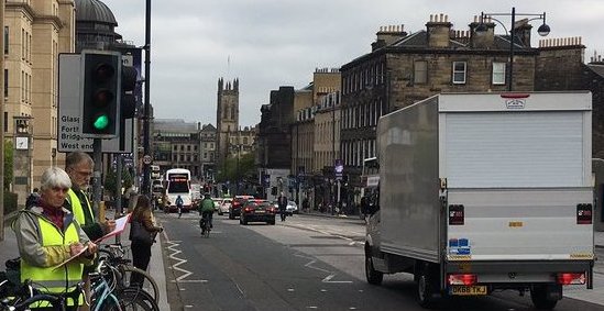 SpokesLothian's tweet photo. #SpokesCount: 🚲highest ever; 🚙down 4.6% from 2016 and down 23% from 2007 - a great legacy for the new @Edinburgh_CC! https://t.co/LobmhtLeK7 https://t.co/IDX0g97lvF