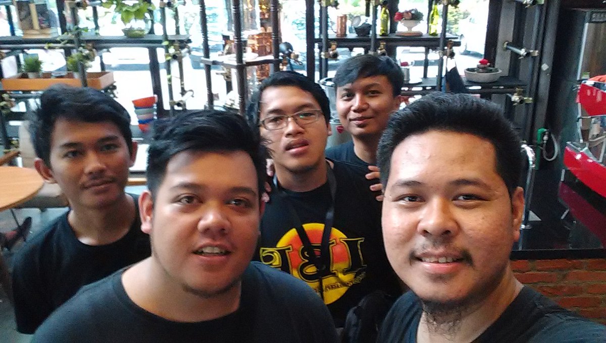 IBF Bekasi support acara internasional Jazz Day di intro jazz cafe 30 April 2017 (Tangsel) Salam kenyal !!!!