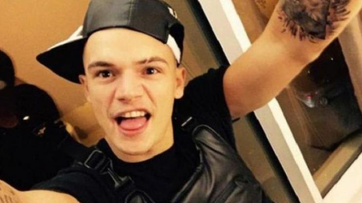 satedua1's tweet image. #Cozman 'kunja' #Tunës në këngën e re? (VIDEO) 10minuta.com/magazina/53843… #shqip