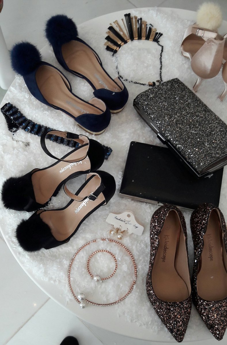 CountyWeddings's tweet photo. Gold and glitter and pompoms, oh my! A strong AW17 accessories collection from @Kaleidoscope_UK 😍💫👑💍👠#KaleidoscopeAW17 https://t.co/wuqDpmjYJx