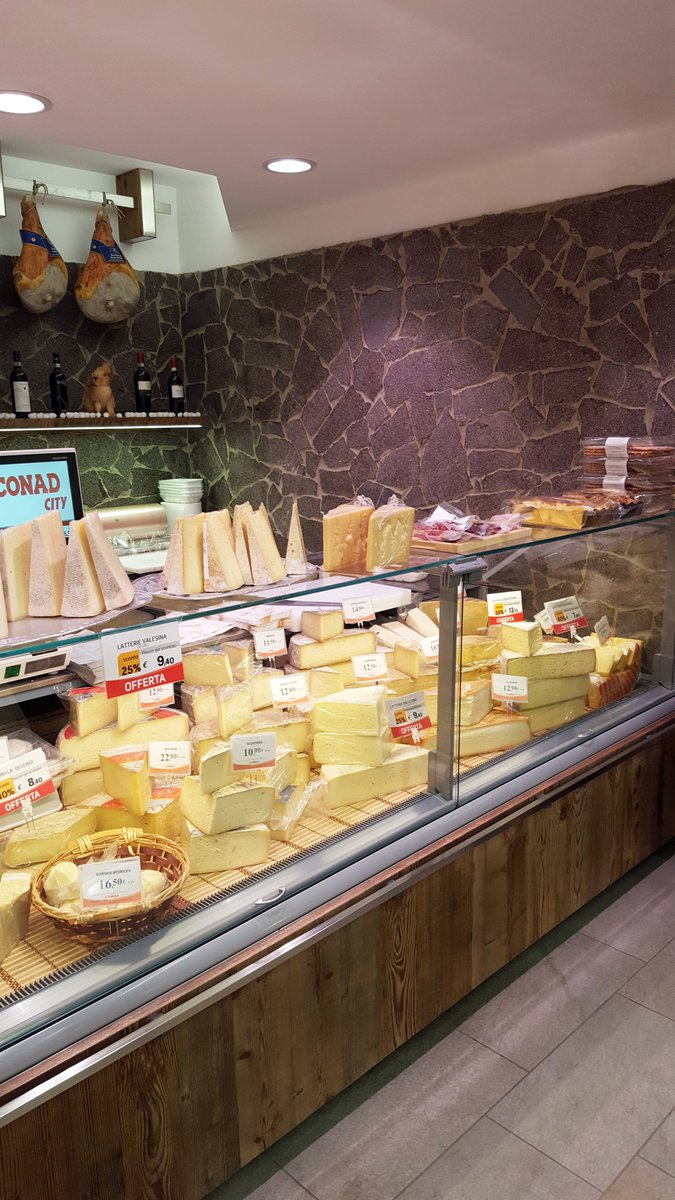 valnovasrl's tweet photo. CONAD - VALNOVA SRL IN COLLABORAZIONE CON PUNTO LINEA - ARREDO SUPERMARKET - APRICA (SO) #MadeInItaly #arredo #arredosumisura #follow #italy https://t.co/CRTsY1JwbQ