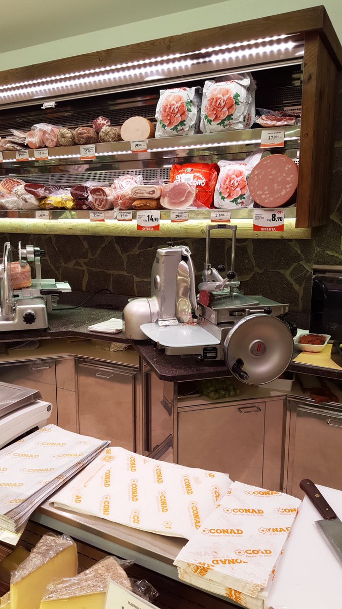 valnovasrl's tweet photo. CONAD - VALNOVA SRL IN COLLABORAZIONE CON PUNTO LINEA - ARREDO SUPERMARKET - APRICA (SO) #MadeInItaly #arredo #arredosumisura #follow #italy https://t.co/CRTsY1JwbQ
