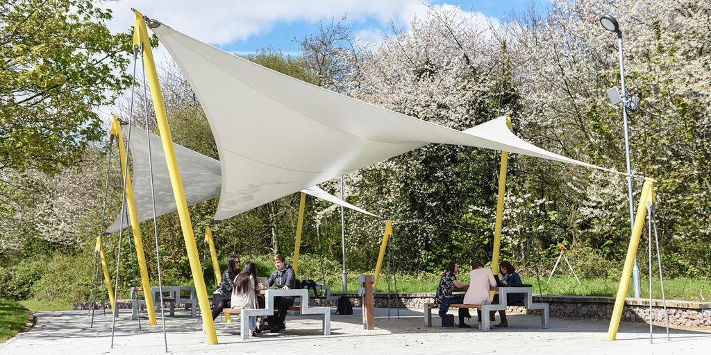 LboroEng's tweet image. Make the most of our beautiful outdoor study area in the run up to your final exams! #Engineeing