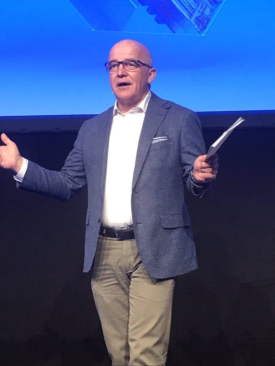 KonferenzMacher's tweet photo. Hanspeter Tinner, HIAG Data AG on Stage #def17 #Security by #Design #hiagdata https://t.co/DKn85lARib