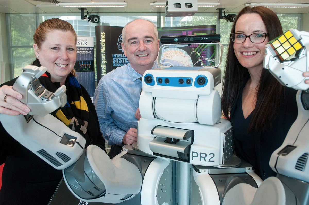 Delighted to welcome <a href="/USAinNI/">US Consulate Belfast</a> Bernadette Roberts &amp; Heather Sempey to our #MageeCampus &amp; our Intelligent Systems Research Centre <a href="/isrc_magee/">ISRC</a>