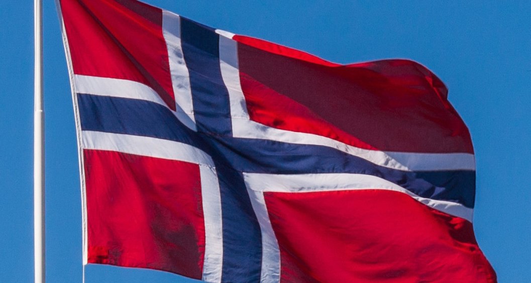 17. maivorspiel på Byscenen fred. kl.12 - Klangen av Norge! Flott marsjmusikk som Defilermarsj av A. Svendsen og Ved Rondane av Grieg!