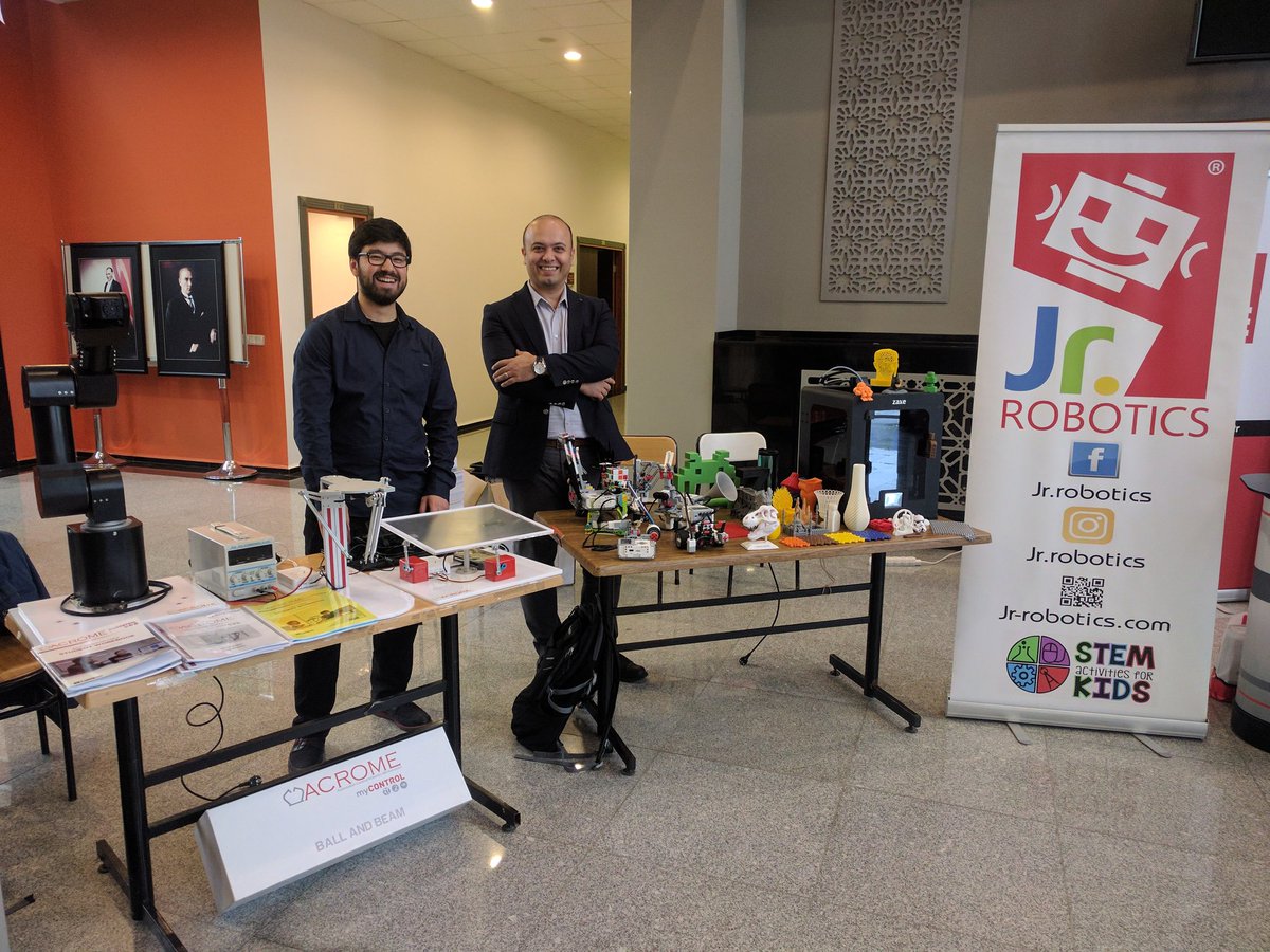 AcromeRobotics's tweet photo. Bil-Gör Konferansı #kocaeliüniversitesi #acrome #mycontrol #kou https://t.co/OsJ1Q1C8Ez