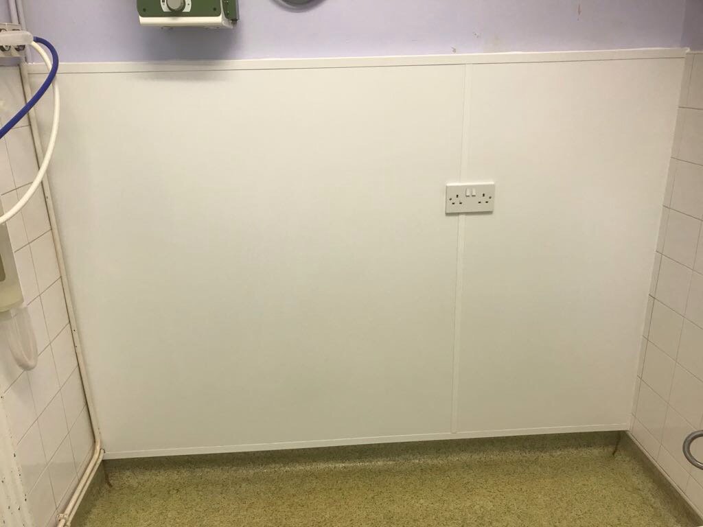 pvccladdinguk's tweet image. Hallam Vets Centre. PVC Wall Cladding at half height. Well done guys. hygienicsheets.com @Rotherhamiss @Sheffieldis @BarnsleyIs